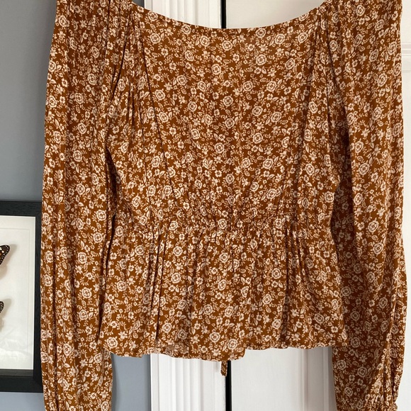 Sadie & Sage Floral Boho Top - Picture 6 of 6